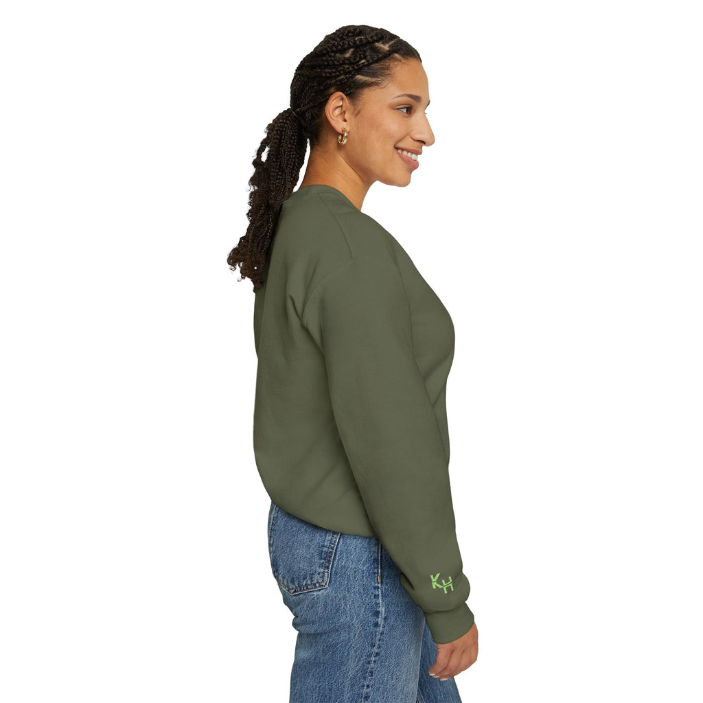 Kalm Haven Green Minimalist Crewneck Sweatshirt